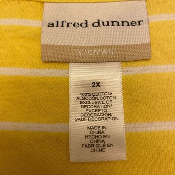 Alfred Dunner Yellow and White Striped Crocheted Lace Top Size 2X - Picture 11 of 14